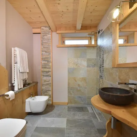 Pensjonat Il Cuore Del Cervino 4*