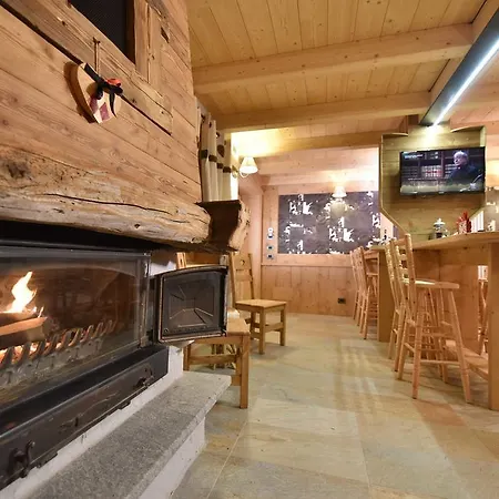 Il Cuore Del Cervino Vendégház Breuil-Cervinia
